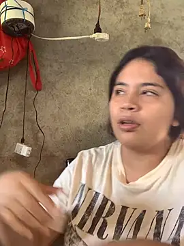 moncerrat luna online show from January 26, 2025, 2:08 pm