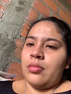 moncerrat luna online show from March 5, 2025, 5:08 pm