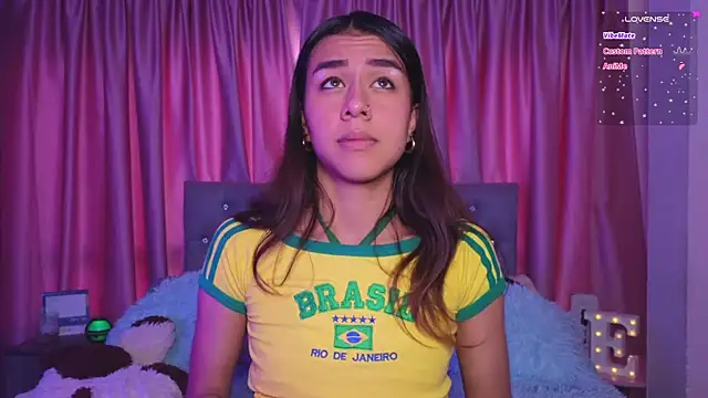 Emiily Scott1 online show from November 29, 2025, 2:42 pm