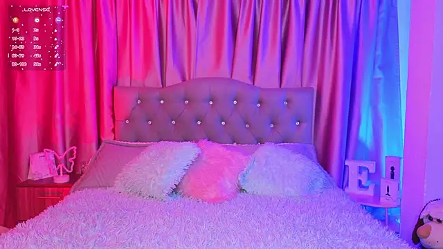 Emiily Scott1 online show from March 4, 2026, 12:27 am