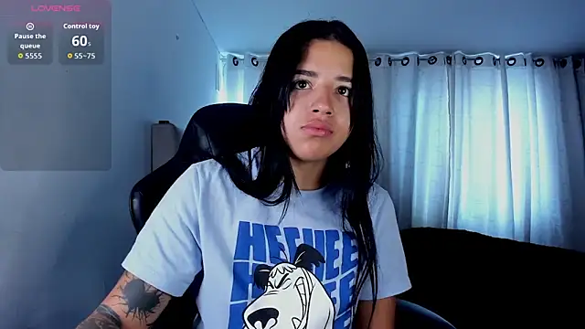 Snapshot of aliice_walker_ chatting on February 9, 2026, 2:54 pm aliice walker online show from February 9, 2026, 2:54 pm