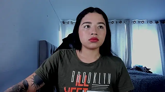 Snapshot of aliice_walker_ chatting on February 16, 2026, 3:41 pm aliice walker online show from February 16, 2026, 3:41 pm