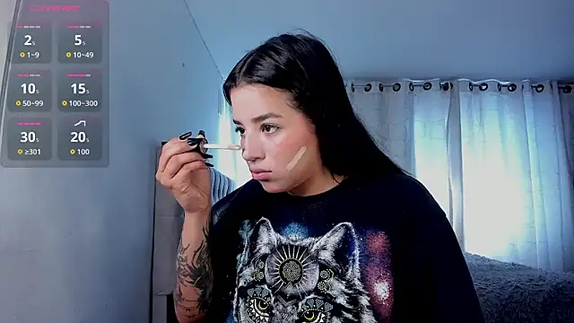 Snapshot of aliice_walker_ chatting on February 27, 2026, 1:55 pm aliice walker online show from February 27, 2026, 1:55 pm