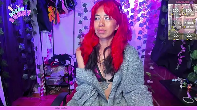 Roxanbunny1 online show from March 9, 2025, 1:04 am