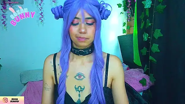 Roxanbunny1 online show from January 10, 2026, 8:10 pm