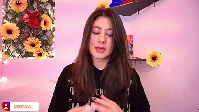 Snapshot of kisstarxxx chatting on February 20, 2026, 3:14 am kisstarxxx online show from February 20, 2026, 3:14 am