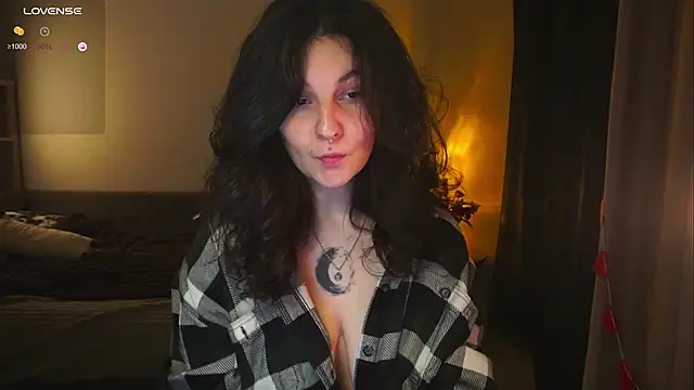 Snapshot of kshishtan chatting on December 4, 2025, 5:28 am kshishtan online show from December 4, 2025, 5:28 am