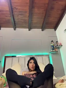 SeleneNooir online show from June 19, 2026, 11:30 pm