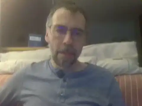 ptitcanard60600 online show from February 7, 2025, 11:55 pm