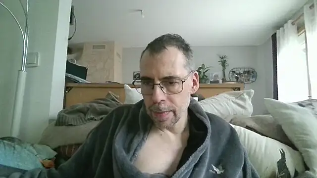 Snapshot of ptitcanard60600 chatting on February 22, 2026, 3:54 pm ptitcanard60600 online show from February 22, 2026, 3:54 pm