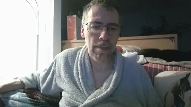 Snapshot of ptitcanard60600 chatting on April 4, 2026, 8:50 pm ptitcanard60600 online show from April 4, 2026, 8:50 pm