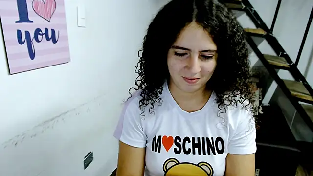 Snapshot of samantha_baby_ chatting on December 6, 2024, 12:56 am samantha baby online show from December 6, 2024, 12:56 am