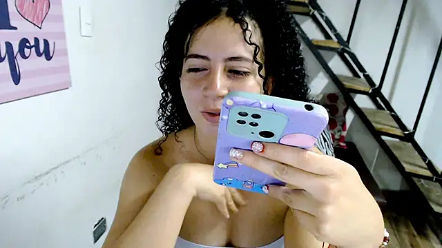 Snapshot of samantha_baby_ chatting on December 27, 2024, 9:54 pm samantha baby online show from December 27, 2024, 9:54 pm