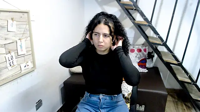 Snapshot of samantha_baby_ chatting on February 15, 2025, 2:58 am samantha baby online show from February 15, 2025, 2:58 am