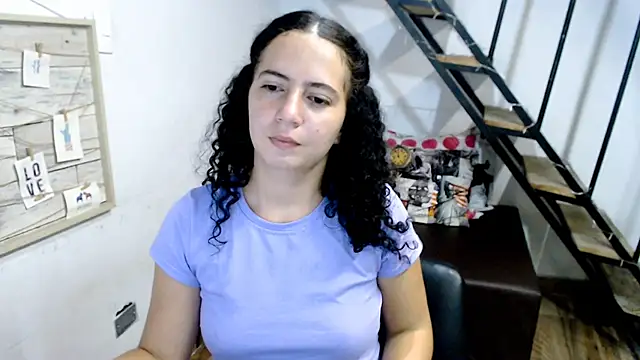 Snapshot of samantha_baby_ chatting on March 1, 2025, 1:22 am samantha baby online show from March 1, 2025, 1:22 am