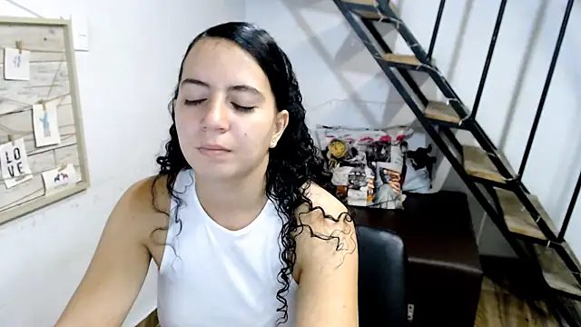 Snapshot of samantha_baby_ chatting on March 12, 2025, 9:24 pm samantha baby online show from March 12, 2025, 9:24 pm