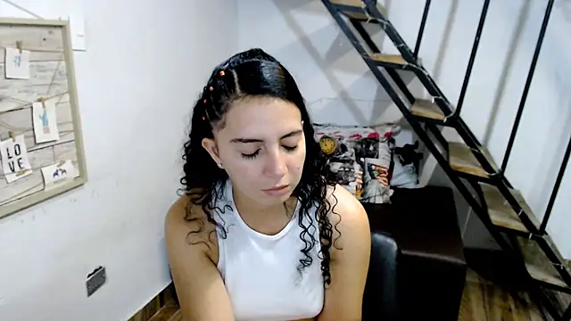 Snapshot of samantha_baby_ chatting on March 13, 2025, 12:27 am samantha baby online show from March 13, 2025, 12:27 am