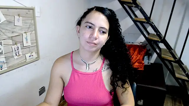 Snapshot of samantha_baby_ chatting on March 15, 2025, 12:04 am samantha baby online show from March 15, 2025, 12:04 am