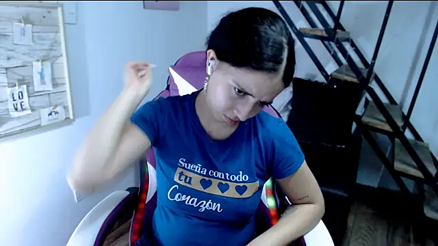 Snapshot of samantha_baby_ chatting on September 24, 2025, 7:28 pm samantha baby online show from September 24, 2025, 7:28 pm