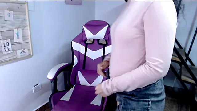 Snapshot of samantha_baby_ chatting on September 29, 2025, 8:02 pm samantha baby online show from September 29, 2025, 8:02 pm