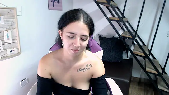Snapshot of samantha_baby_ chatting on October 8, 2025, 7:22 pm samantha baby online show from October 8, 2025, 7:22 pm