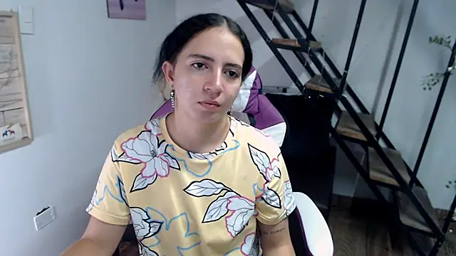 Snapshot of samantha_baby_ chatting on October 16, 2025, 6:09 pm samantha baby online show from October 16, 2025, 6:09 pm