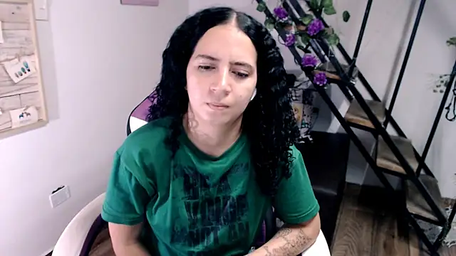 samantha baby  online show from February 1, 2026, 7:18 am