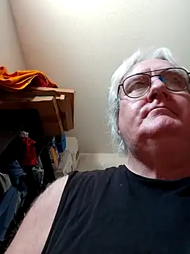 graham1980 online show from February 17, 2025, 3:53 pm