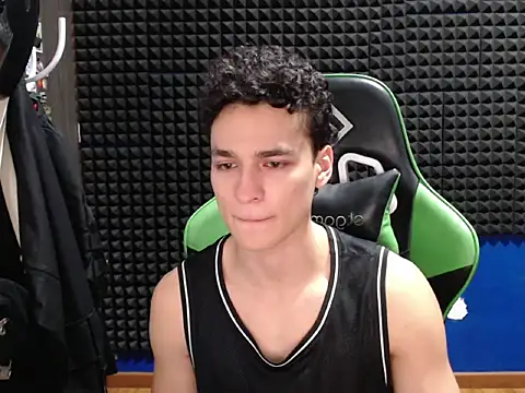 Curly Angel24 online show from February 12, 2026, 11:22 pm