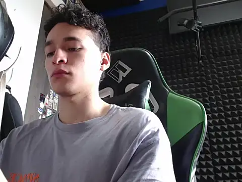 Curly Angel24 online show from February 19, 2026, 2:57 pm