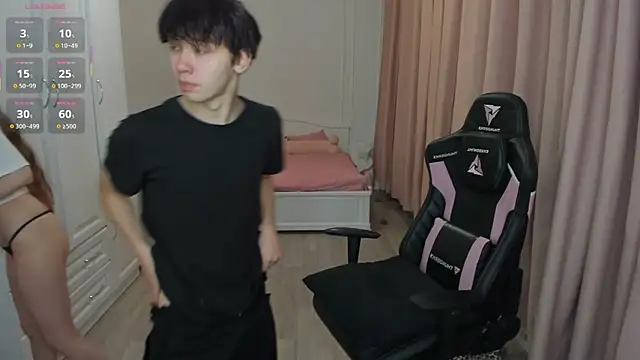 lil cassie online show from October 24, 2025, 4:42 am