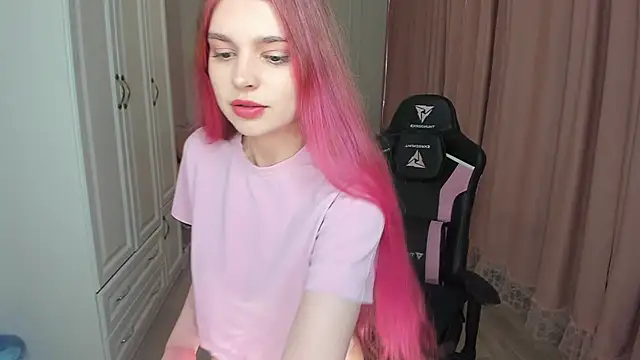 lil cassie online show from April 16, 2026, 9:39 pm