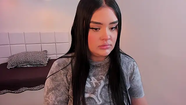 martinasaez online show from November 26, 2025, 1:12 pm