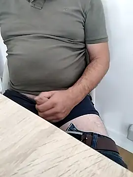 MiguelBISEX online show from September 23, 2025, 1:03 pm