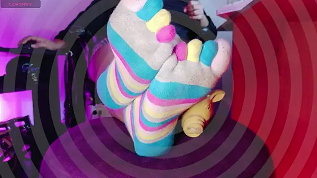 MistressMeg4n online show from June 22, 2026, 11:57 pm