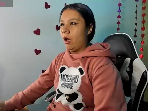 Charis 21 online show from February 28, 2026, 7:59 pm