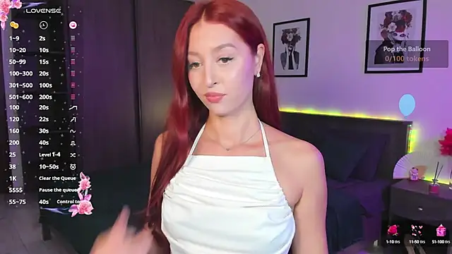 EleanorePeach online show from September 10, 2025, 1:11 pm