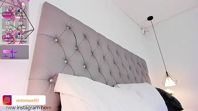 Victoriaxx  online show from January 4, 2025, 8:37 pm