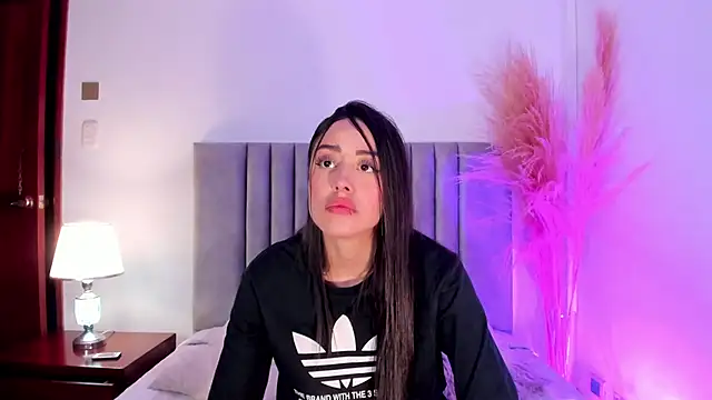 NoraDasilva online show from January 10, 2025, 12:27 am