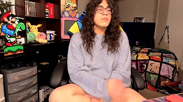 ShinyCherub online show from November 10, 2025, 1:59 am