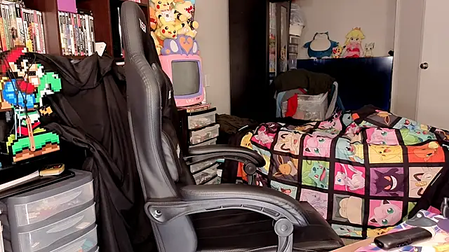 ShinyCherub online show from February 13, 2026, 4:08 am