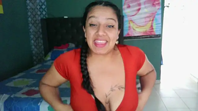 almaswan1 online show from October 22, 2025, 4:18 pm