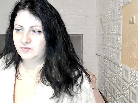 Lillian2 online show from March 5, 2025, 3:18 am