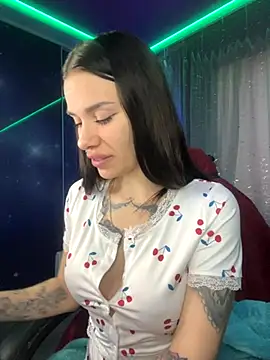 Queen of pain online show from November 25, 2025, 5:40 am