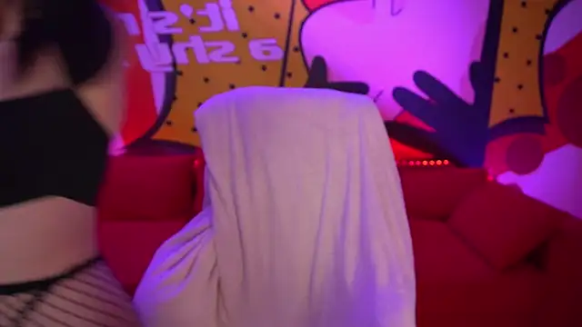 Snapshot of Daenerys_Daenn chatting on December 2, 2024, 7:58 am Daenerys Daenn online show from December 2, 2024, 7:58 am