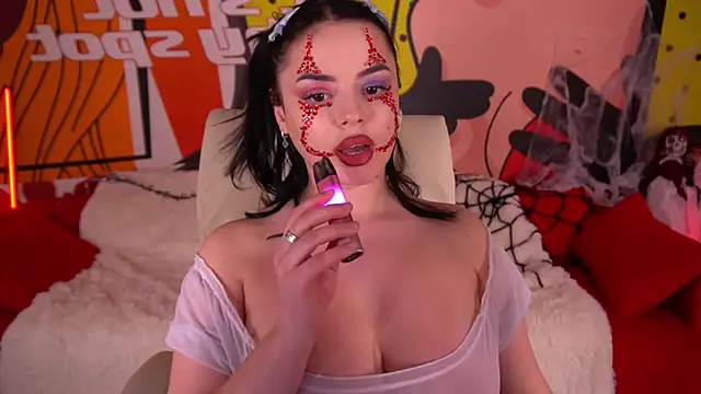 Snapshot of Daenerys_Daenn chatting on October 31, 2025, 10:49 am Daenerys Daenn online show from October 31, 2025, 10:49 am