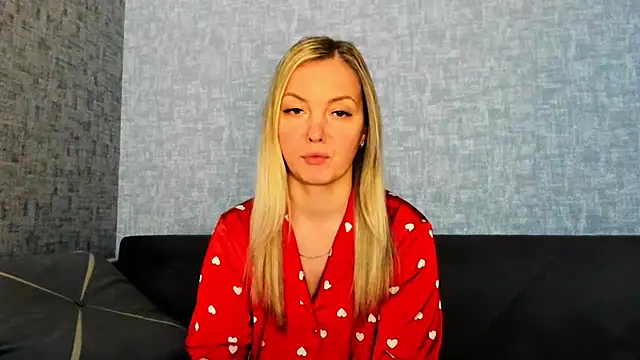 iam Venus online show from April 4, 2026, 6:55 am