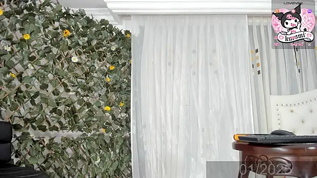 BunnyHotsx online show from January 31, 2025, 10:31 pm