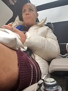 assonphatphat online show from November 20, 2025, 10:42 pm