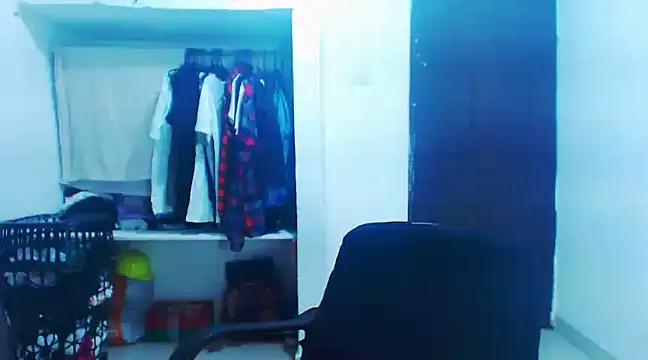 liz dirty online show from February 8, 2025, 10:40 pm